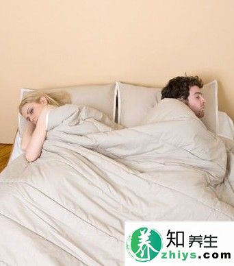 性功能  减退怎么办?6个办法 有助于性功能  保健_说着手已经探了下去