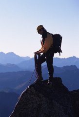 户外爬山有哪些需要注意的事项？