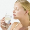 夏季饮用白开水的好处与作用? 可防三类疾病